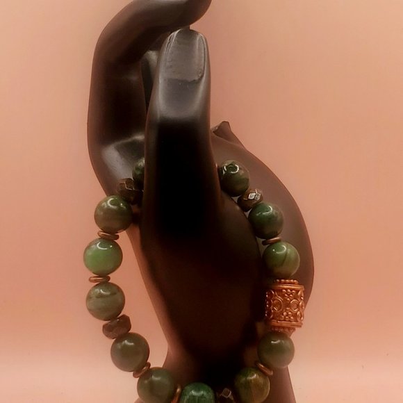 African Jade Bronzite Copper Beaded Bracelet - Picture 2 of 5